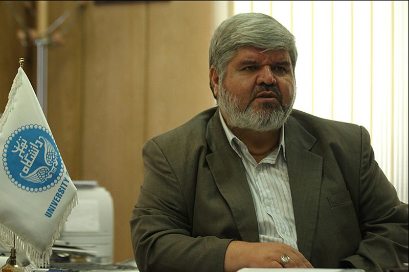 اله‌دادی: سال جدید تحصیلی تولید کتاب الکترونیکی در دانشگاه تهران اجرایی می‌شود/ امنیت محتوا؛ خط قرمز نشر دیجیتال