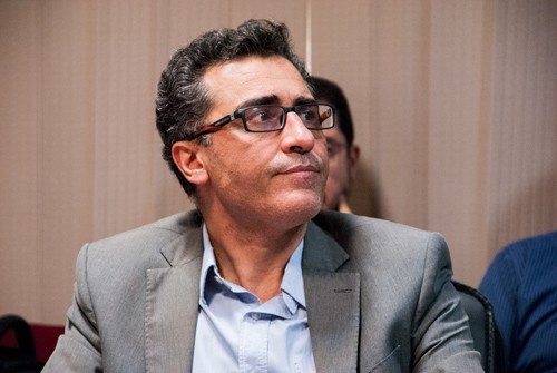 تقویان با «هابرماس، زبان، کنش همرسانشی» می‌‌آید