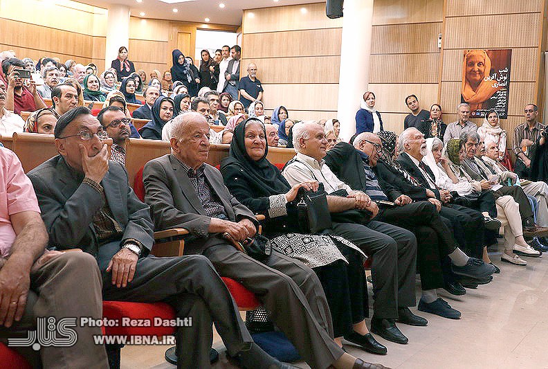 آموزگار: گفتار انصاری فاقد «منم»‌هایی است که به آن دچار شده‌ایم