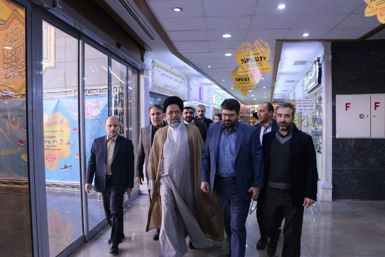 وزیر اطلاعات از مجتمع ناشران قم بازدید کرد وزیر اطلاعات از مجتمع ناشران قم بازدید کرد