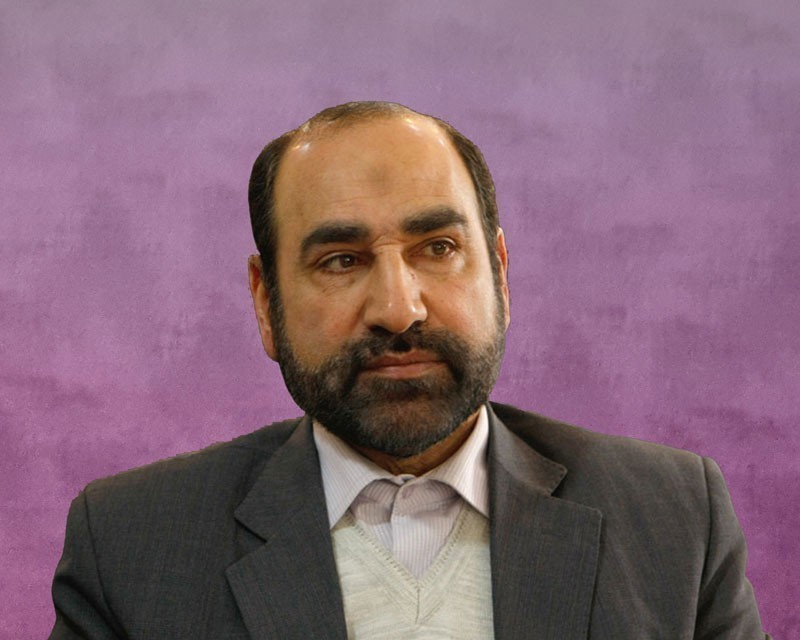 نوجوانان «چهل روز عاشقانه» بخوانند