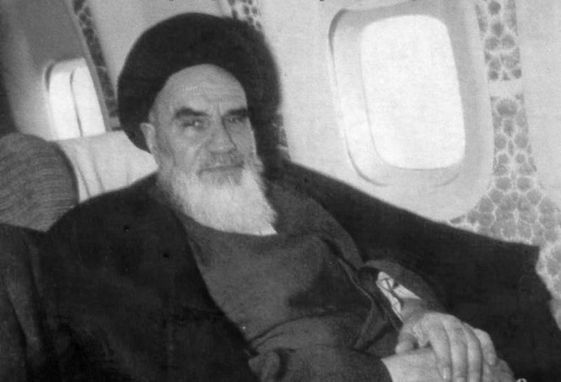 هایزر برای ربودن امام خمینی در آسمان سناریو داشت