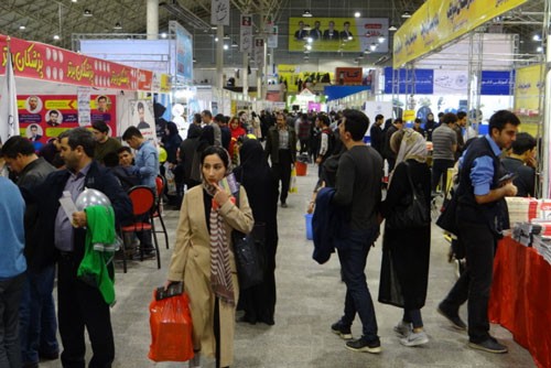12 میلیارد و 800 میلیون تومان کتاب در نمایشگاه تبریز فروخته شد 12 میلیارد و 800 میلیون تومان کتاب در نمایشگاه تبریز فروخته شد