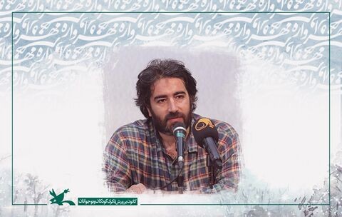 رویکرد آموزشی در مهرواره شعر کانون بیشتر مورد توجه قرار گیرد