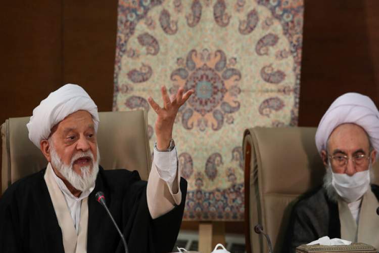 رهبری امام خمینی و آیت‌الله خامنه‌ای به دمکراتیک‌ترین روش صورت گرفت