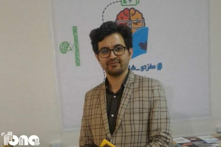 پژوهشگر اردبیلی «راز کرونای ایرانی» را کتاب کرد