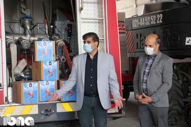 ۵ ایستگاه آتش‌نشانی شیراز به کتابخانه در گردش مجهز شدند