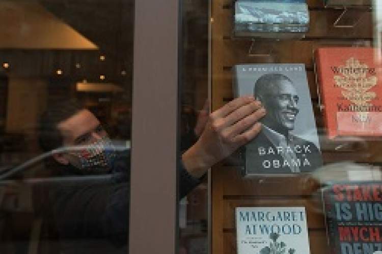 استقبال از کتاب خاطرات اوباما یک روز پس از انتشار