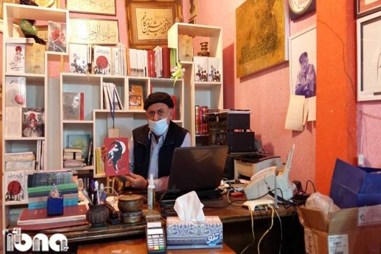 مشکل «بهارانه» به‌روزنبودن منابع است/ کرونا عامل کسادی بازار کتاب نیست