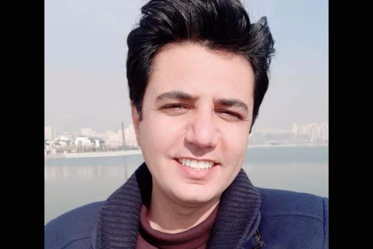 دن رودز؛ نویسنده‌ای که آدم را محوِ قصه‌هایش می‌کند/ «دست‌های کوچولو کف می‌زنند» شاهکاری است در کمدی سیاه