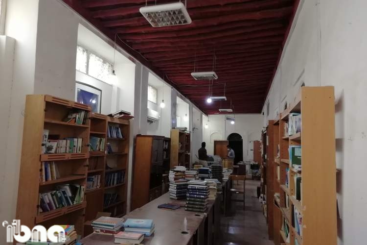 کتابخانه «مصلحیان» بوشهر را دریابید