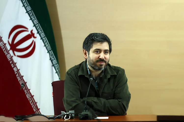 تشریح برنامه‌های غرفه سازمان اسناد و کتابخانه ملی ایران در نمایشگاه