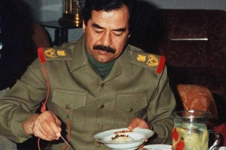 عادات غذایی صدام در «مصائب آشپزی برای دیکتاتورها»