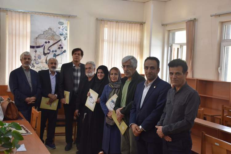 استادان خوشنویسی شیراز «مشق کتاب» کردند