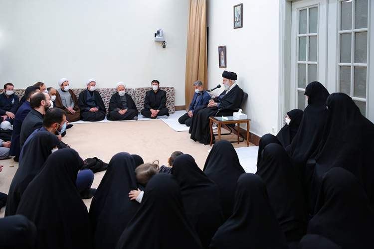 نگذاریم آثار علامه مصباح یزدی کهنه شود
