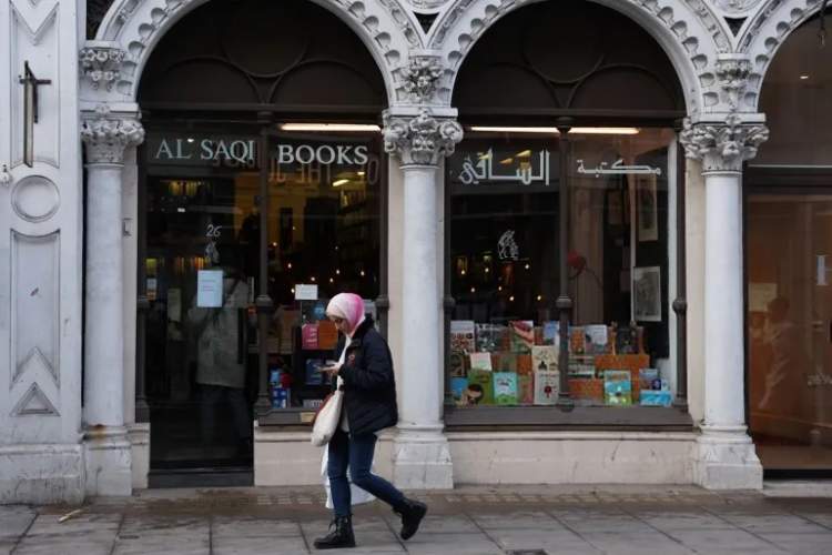 چراغ «الساقی» روشن شد/فروش دوباره کتاب‌های خاورمیانه در لندن