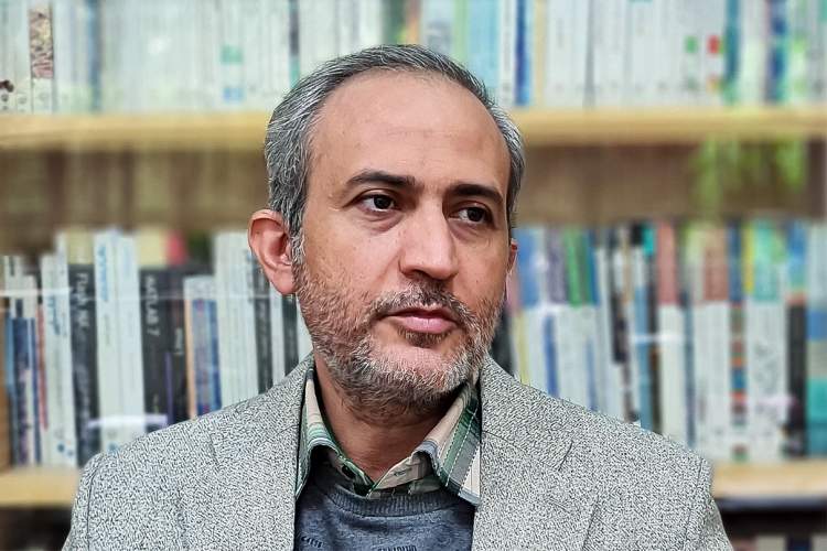 کتابفروشی‌های جهاد دانشگاهی مشهد به درگاه ارتباطی مردم و نخبگان تبدیل خواهد شد