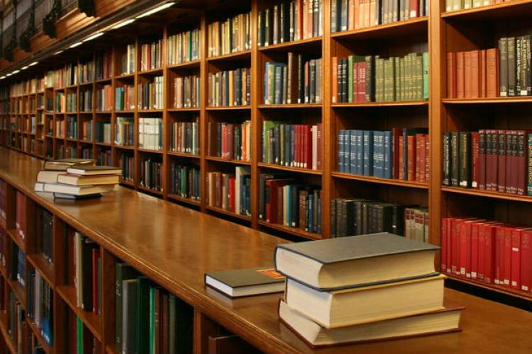 خرید 5500 نسخه کتاب جدید برای کتابخانه‌های زنجان