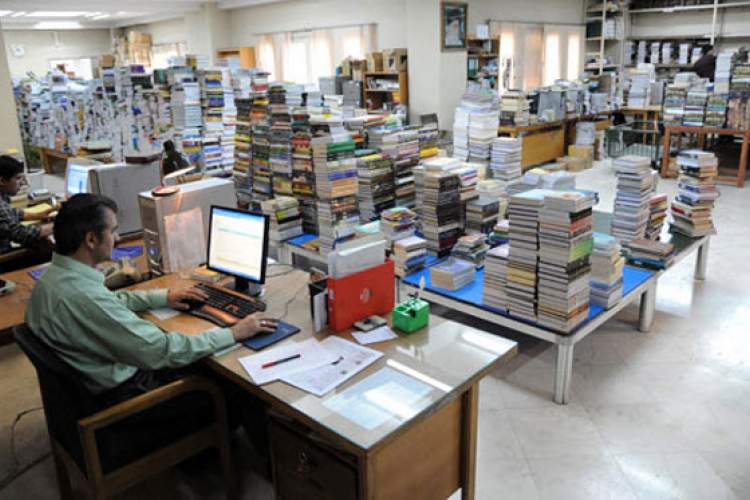 اهدای بیش از 105 هزار نسخه منابع مطالعاتی به کتابخانه آستان قدس رضوی