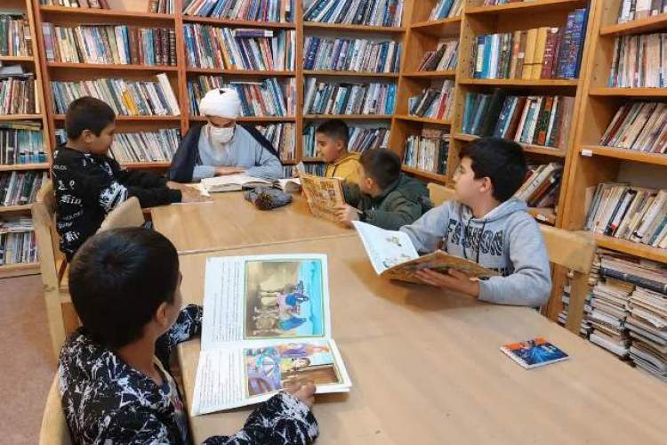 ایجاد کتابخانه مخزن‌دار در کانون‌های مساجد زنجان