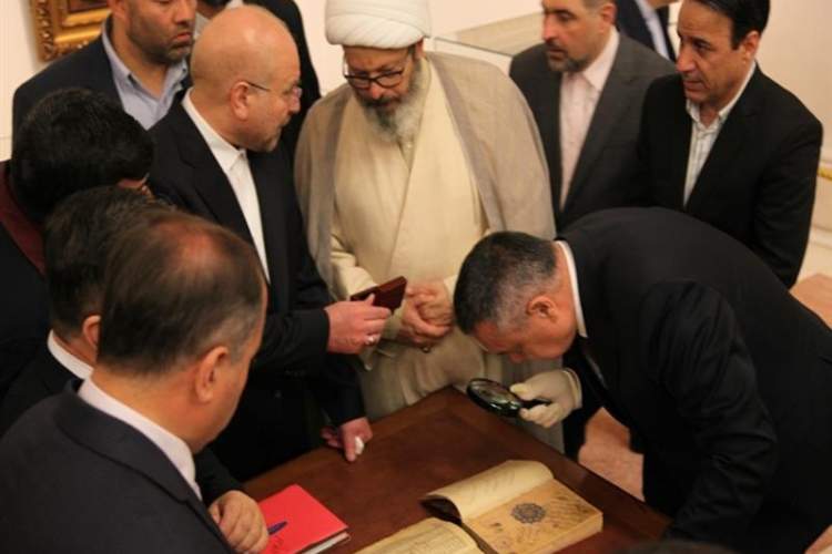 رئیس مجلس ازبکستان از موزه و آثار خطی کتابخانه مجلس بازدید کرد