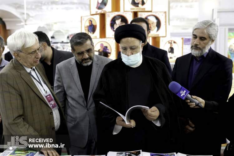 بازدید رئیس جمهور از سی‌و‌‌چهارمین نمایشگاه بین‌المللی کتاب تهران