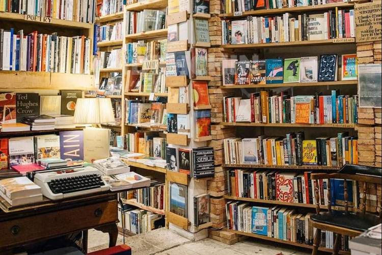 سهم کتاب‌فروشی‌های محلی از فروش جهانی کتاب چقدر است؟