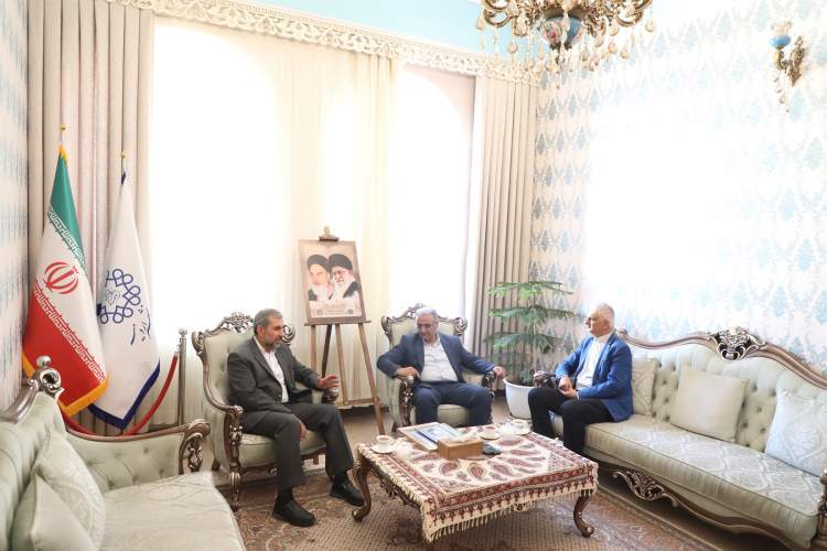 مدیر کل فرهنگ و ارشاد اسلامی آذربایجان‌غربی با شهردار ارومیه دیدار کرد