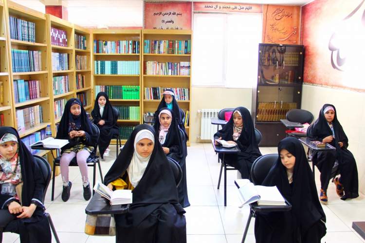 برگزاری کلاس‌های آموزش و قصه‌گویی قرآنی در زنجان