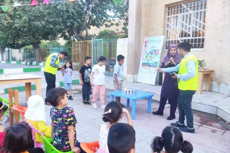 ویژه‌برنامه «بچه‌ها به سمت قله» در شیراز برگزار شد